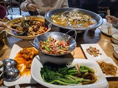 -小三峡食府(西五路店)