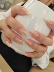 -薇奈尔美甲美睫·科技美肤