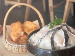 -左庭右院鲜牛肉火锅(浦江欢乐颂店)