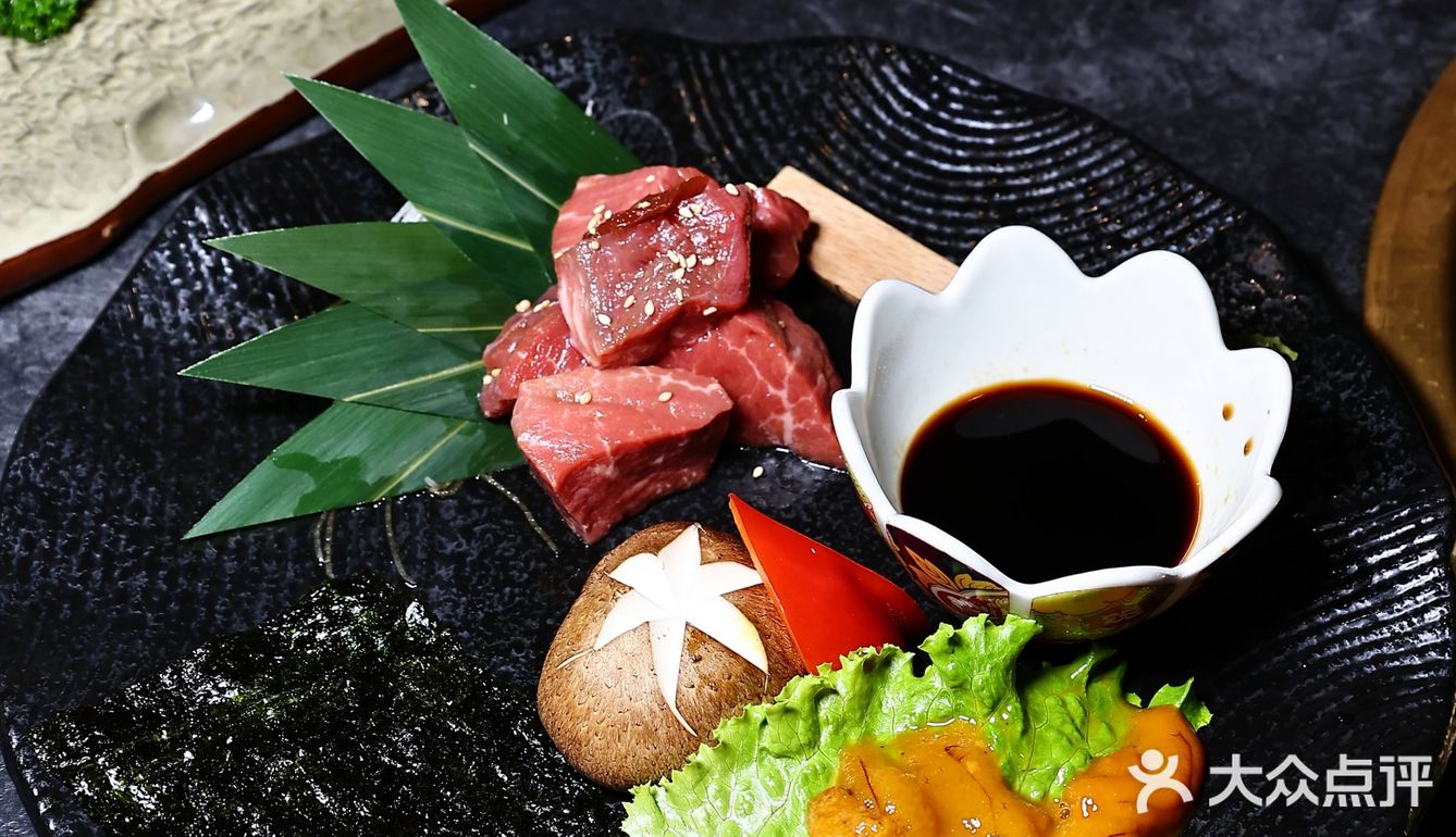一口入魂的日式烧肉店，靠特别的酱料出圈！