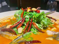 山茶油丹江大鱼头-清水亭湖北菜(大屯DT51店)