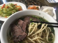 -吾穆勒蓬灰牛肉面·清真(北滨河中路店)