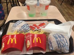 -麦当劳(宝山大厦店)