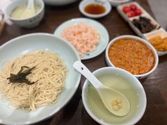 -裕兴记•蟹黄面馆(人民广场店)