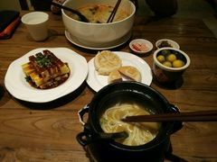-茶花妹子云南餐厅(传媒大学店)