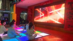 -欧酷世界动力星球(王府井奥莱UP TOWN店)