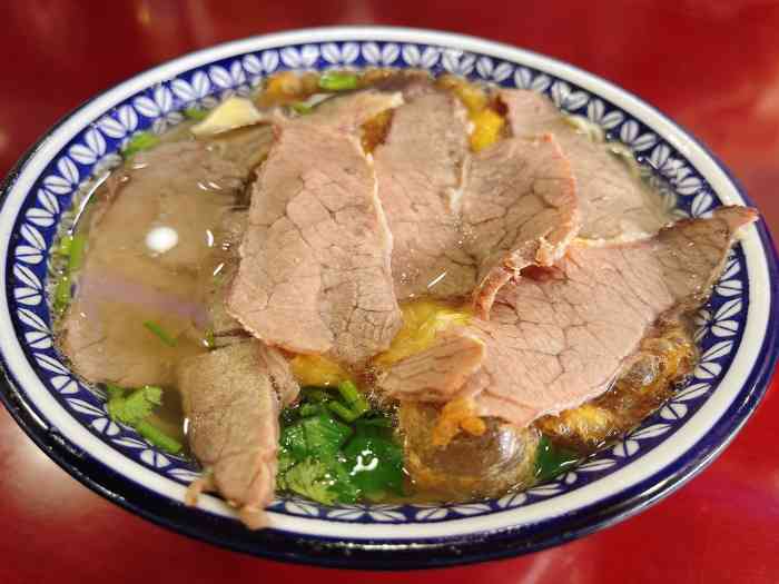 三江源牛肉面(燕翔路店)-"搬家以后第一次来,从东边搬到了西边,不远.