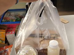 -瑞幸咖啡(东直门枢纽店)