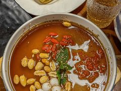 -雀舞云南菜(天津天河城购物中心店)