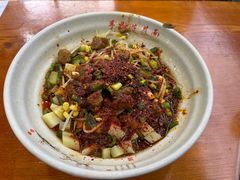 油泼精瘦肉臊子菠菜面-手擀菠菜面(西康路店)