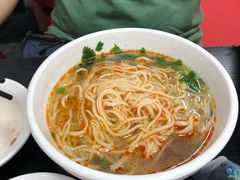 -郑家包子牛肉拉面(尚勤路店)
