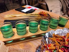 -临界音乐酒馆·小龙虾·江湖菜(华熙LIVE·鱼洞店)