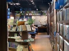 -晓风书屋(浙大紫金港店)