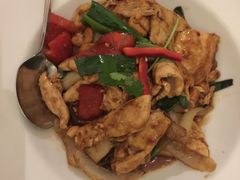 -Thai Pothong Restaurant