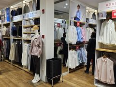 -优衣库(上海虹口龙之梦店)