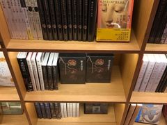 -新华文创·光的空间