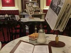 -Cafe Sacher(WIEN)
