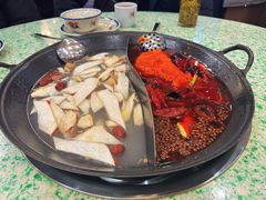 -鸿姐老火锅(疁城新天地店)