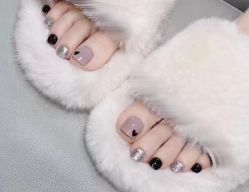 -芊冉•美甲美睫纹绣