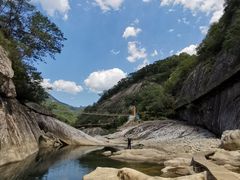 -燕子河大峡谷天坑仙境