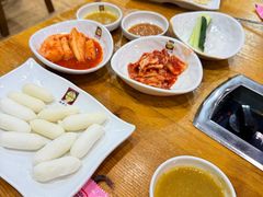 -喇喇排骨火锅·传统韩式脊骨汤(望京西园总店)