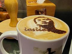 头像拿铁咖啡-为你钟情咖啡馆(春熙路太古里步行街店)