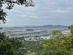 -灵岩山风景区