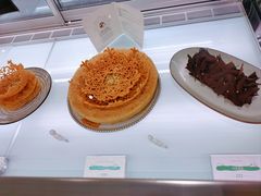 -潮一不贰·法式甜品·生日蛋糕·西式简餐(外滩店)