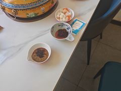 -毛辣果·贵州红酸汤牛肉火锅(西单店)