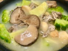 苦瓜龙骨汤-横岗朋仔餐厅