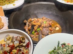 -挂旗柴锅鸡(蚌山区嘉年华店)