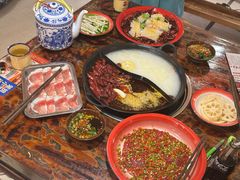 -笨姐居民楼火锅(凤凰岗店)