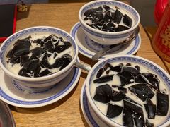 -邹开喜·炭炉鸡煲·海鲜火锅(虹口足球场店)