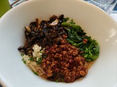 -一坐一忘云南菜(嘉里中心店)