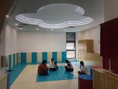 -KidsHome毅英宝贝家早教托育中心