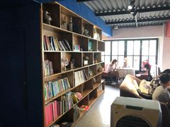 -静香HOUSE·全时段融合餐厅(七星欢乐颂店)
