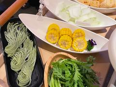 潮汕甜玉米-左庭右院鲜牛肉火锅(上海荟聚店)