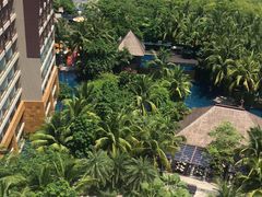 -三亚湾海居铂尔曼度假酒店