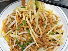 -丹水桥地锅鱼·翘嘴鲌·地方特色全鱼宴(丹江口大坝店)