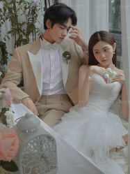 -角色婚纱摄影(中心店)
