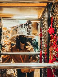 -百荣二期玩具城