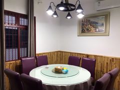 包厢-恋拐子油爆虾·家常菜