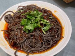 酸辣蕨根粉-杨氏青龙虾·羊蝎子(托乐嘉店)