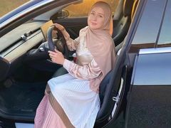 -TESLA 特斯拉(上海太古汇体验店)