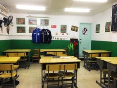 大堂-做了不起的80后