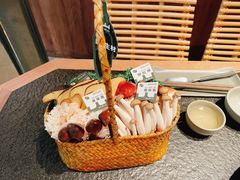 -三出山火锅(南京万象天地店)