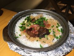 -洪氏嗨捞·广东猪肚鸡·椰子鸡火锅(西咸万象城店)