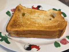 雪油咖椰烤面包-何九海南茶店(鬼仔巷店)