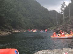 -安吉龙王山峡谷漂流