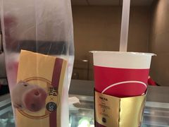 -85度C(生甜甜圈研究工坊·上海松江人民北路店)